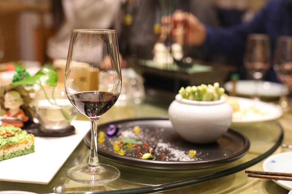 中餐配搭葡萄酒川菜配什麼酒 江浙菜 配 酒 pinot noir中菜 粵菜紅酒 上海菜葡萄酒 中式餐酒 湘菜配酒 上海菜葡萄酒 燒鵝配酒