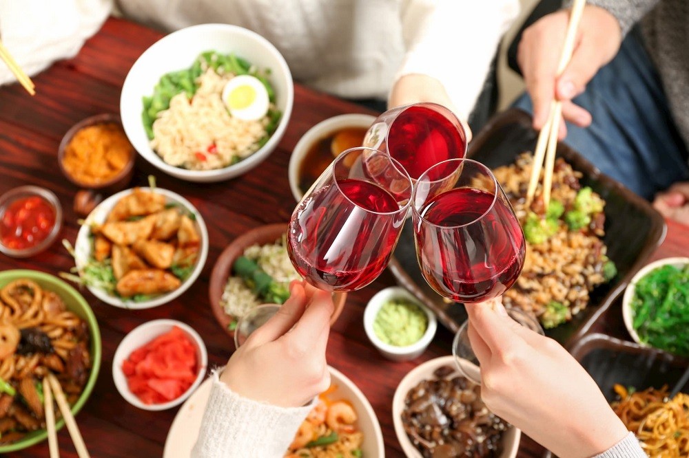 中餐配搭葡萄酒川菜配什麼酒 江浙菜 配 酒 pinot noir中菜 粵菜紅酒 上海菜葡萄酒 中式餐酒 湘菜配酒 上海菜葡萄酒 燒鵝配酒
